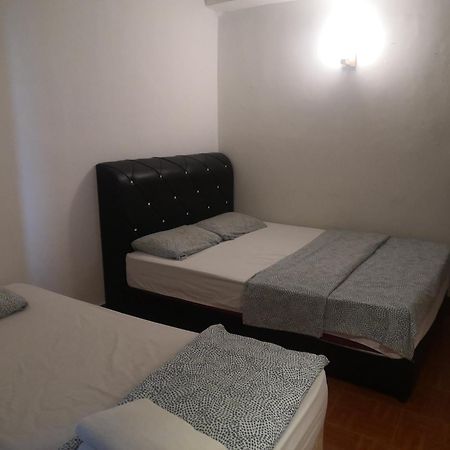 Cozy Seaview Glory Beach Resort Anc Port Dickson Bagian luar foto