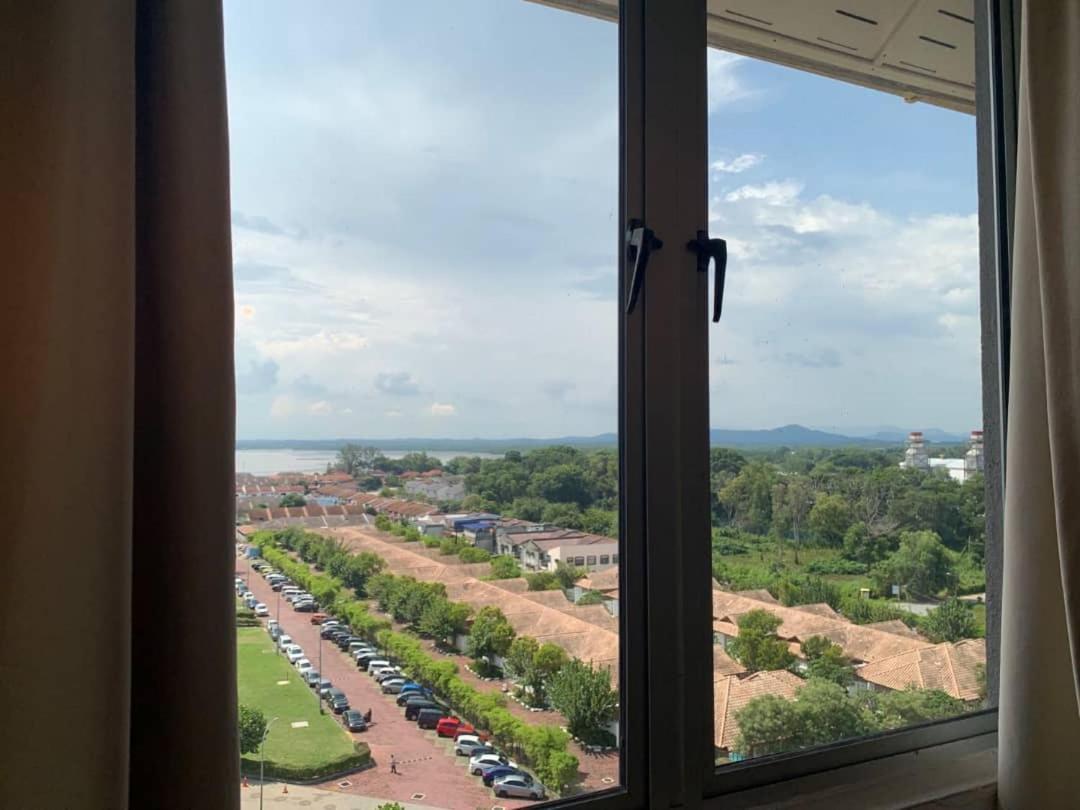 Cozy Seaview Glory Beach Resort Anc Port Dickson Bagian luar foto