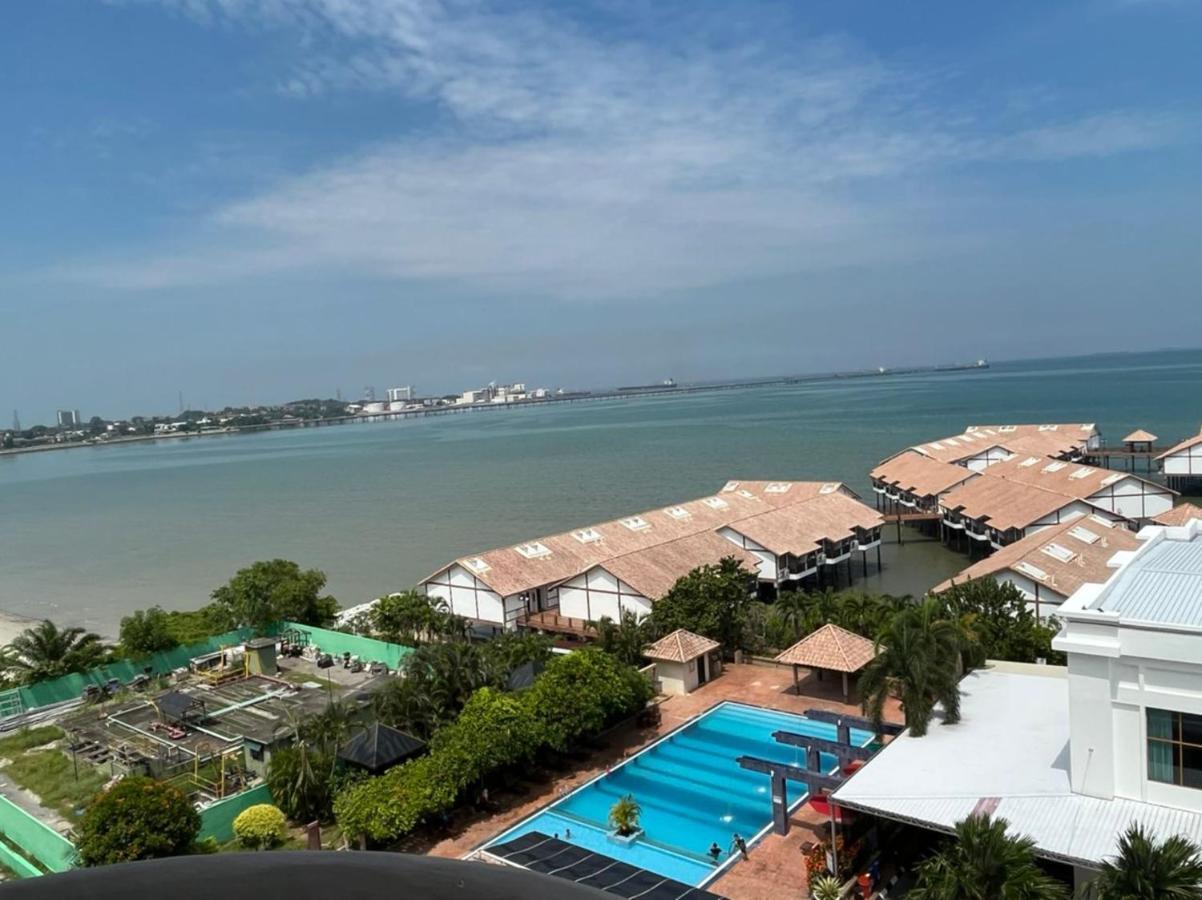 Cozy Seaview Glory Beach Resort Anc Port Dickson Bagian luar foto