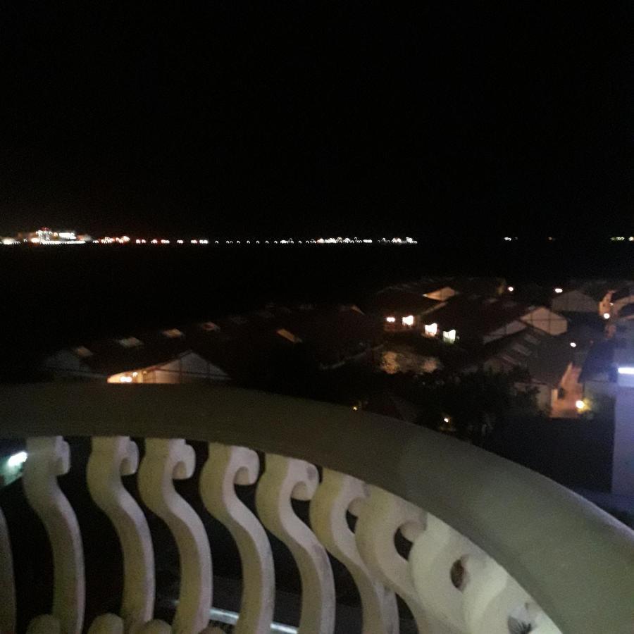 Cozy Seaview Glory Beach Resort Anc Port Dickson Bagian luar foto